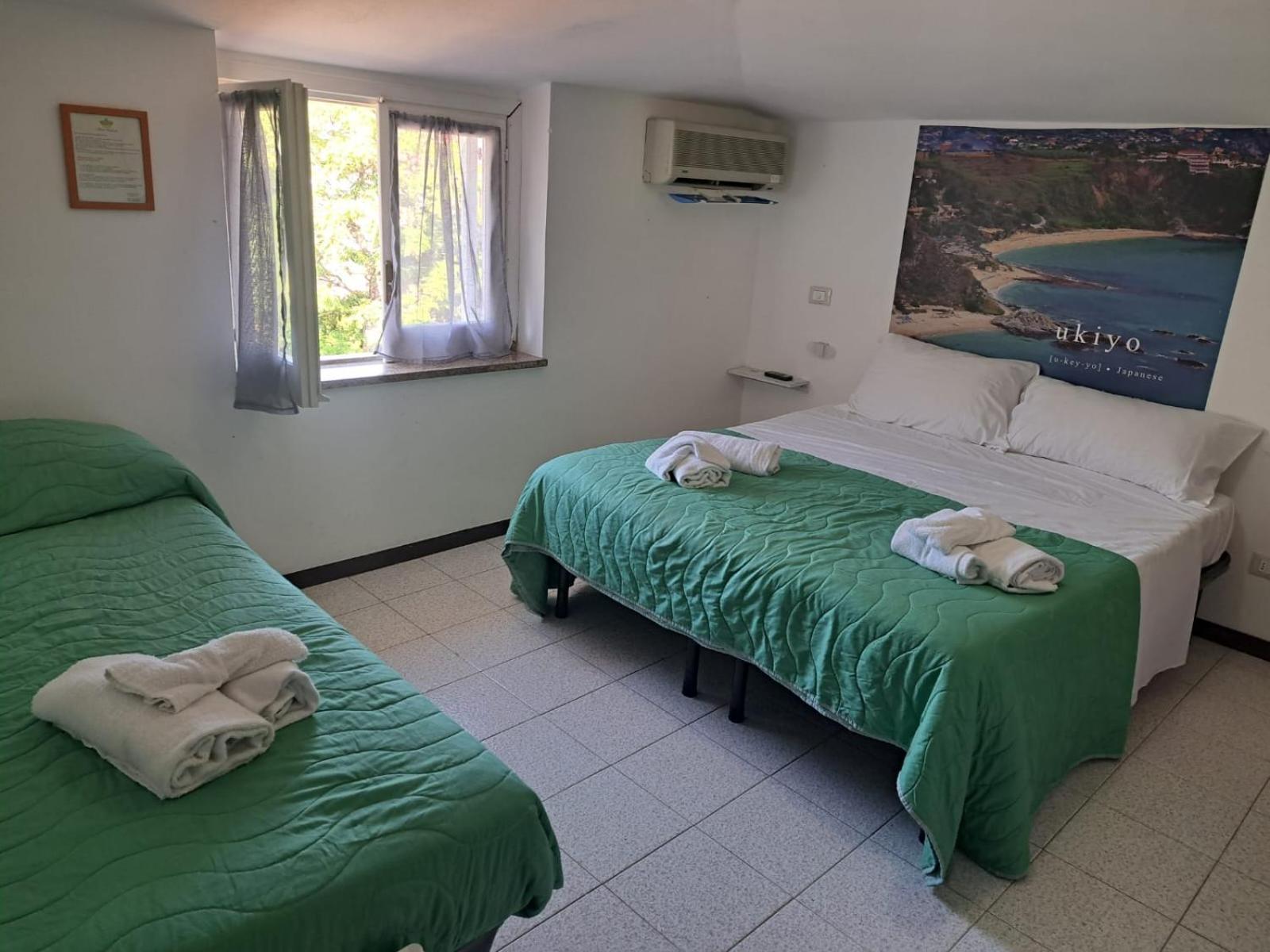 B&B Decarlo Property Tropea Exteriör bild