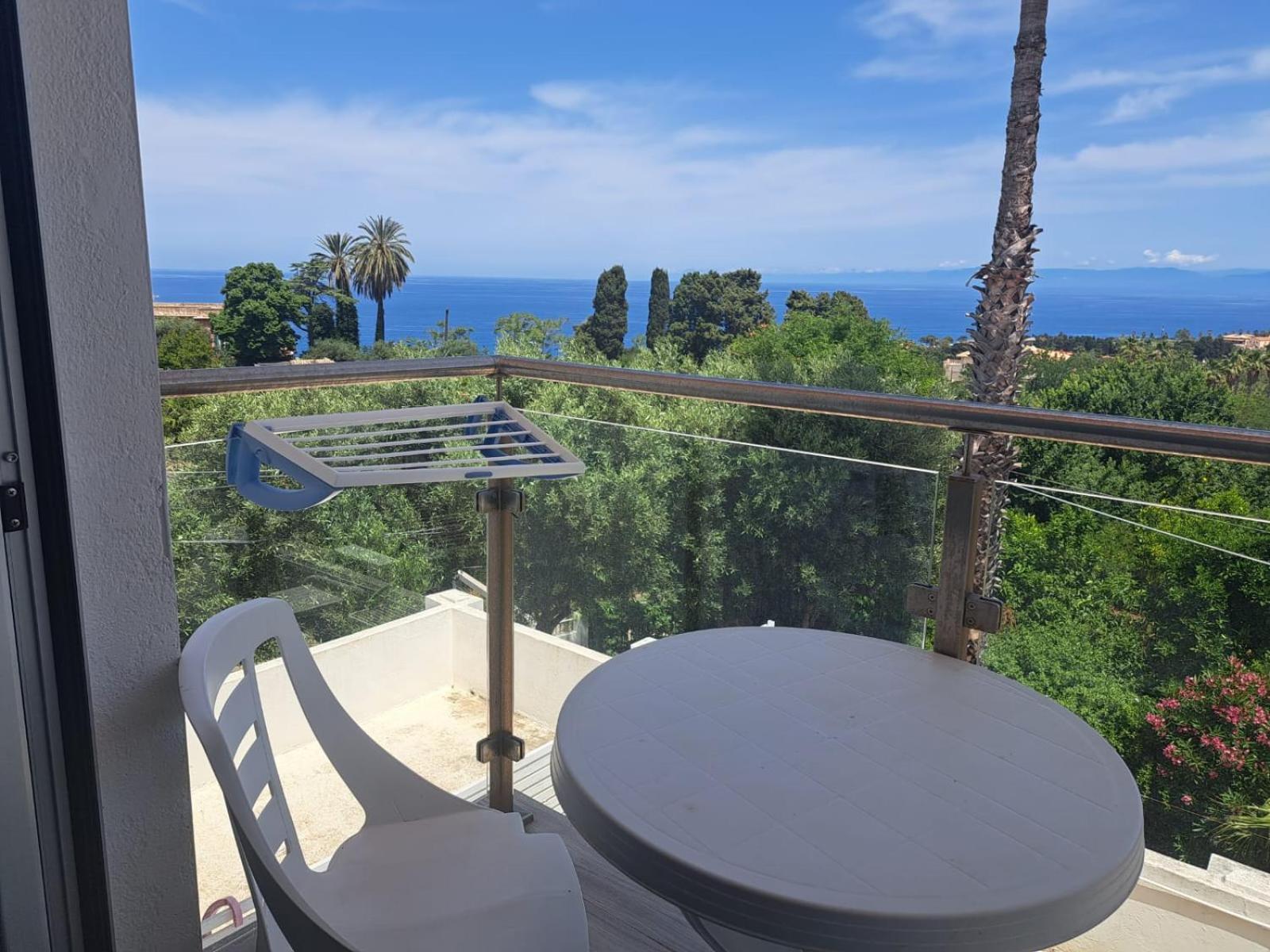 B&B Decarlo Property Tropea Exteriör bild
